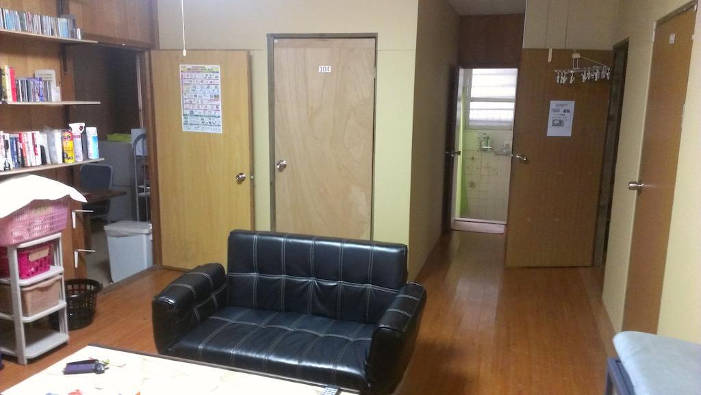 فندق Okinawaفي  Koza Share House المظهر الخارجي الصورة