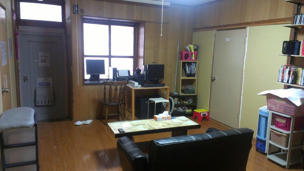 فندق Okinawaفي  Koza Share House المظهر الخارجي الصورة